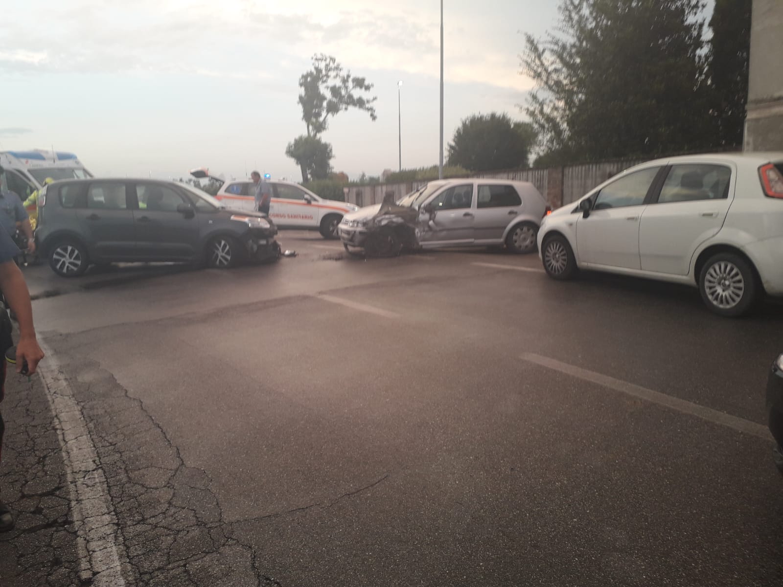 Codice rosso a Orzinuovi: scontro fra auto sulla sp1 - Brescia Settegiorni - Brescia Settegiorni